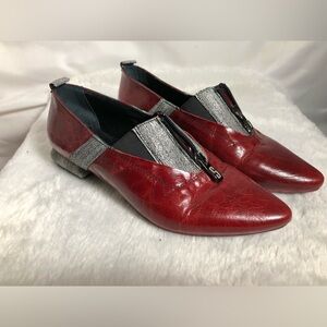 Women’s Red & Silver Shoes. Size 39 ( 8/8.5). Simen.
